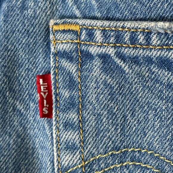 Levi's 501 Premium Denim Mid Thigh Luxor Street Shorts - Picture 9 of 14